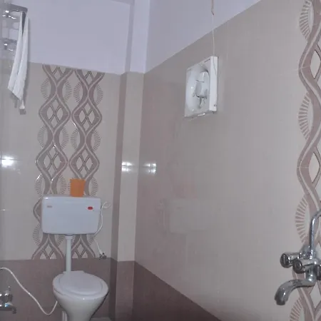 Comfort International Hotel *